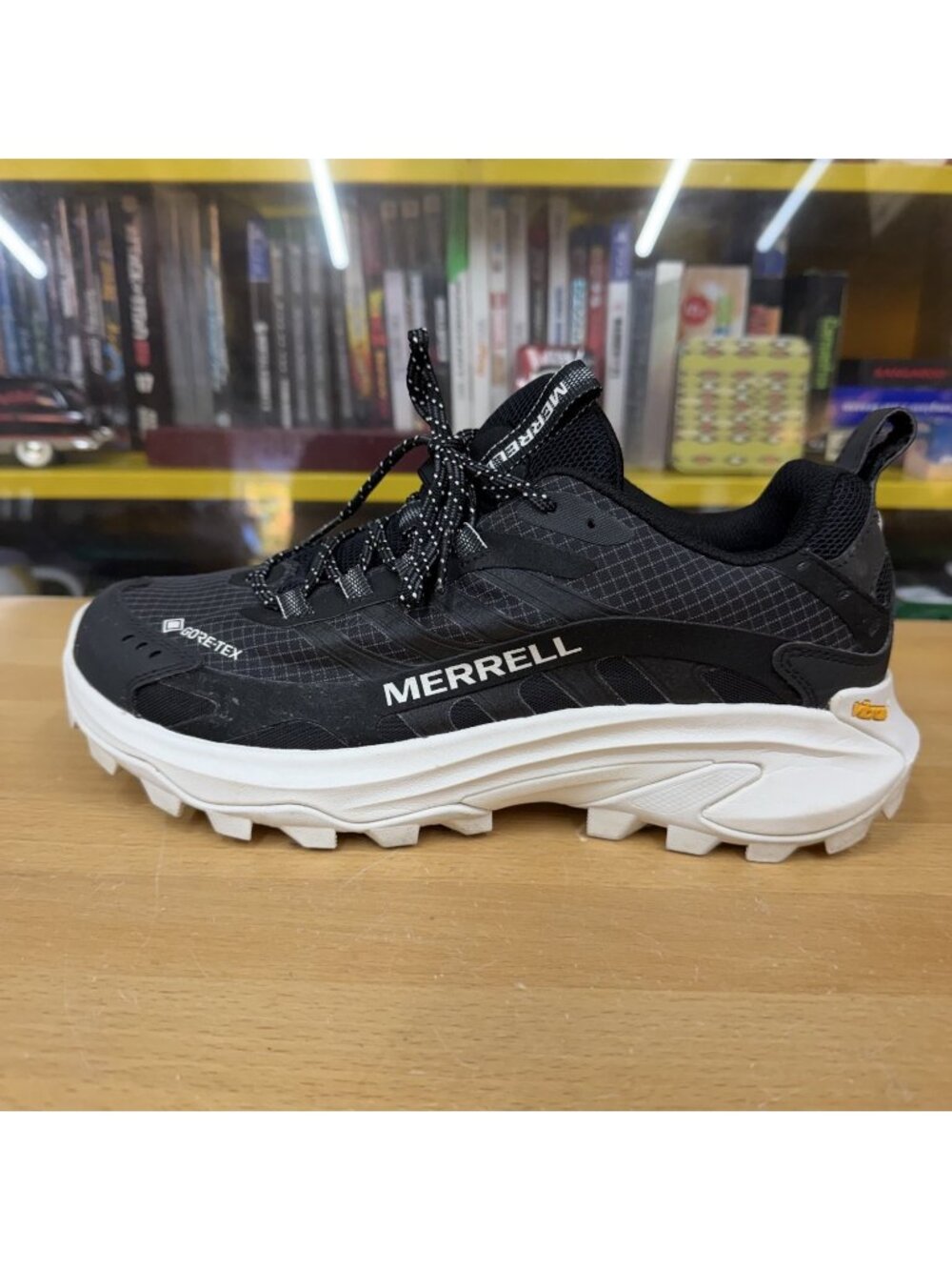 Merrell Moab Speed 2 Gore-Tex Women's Size 9 Hiking Trail Shoes Black J038172